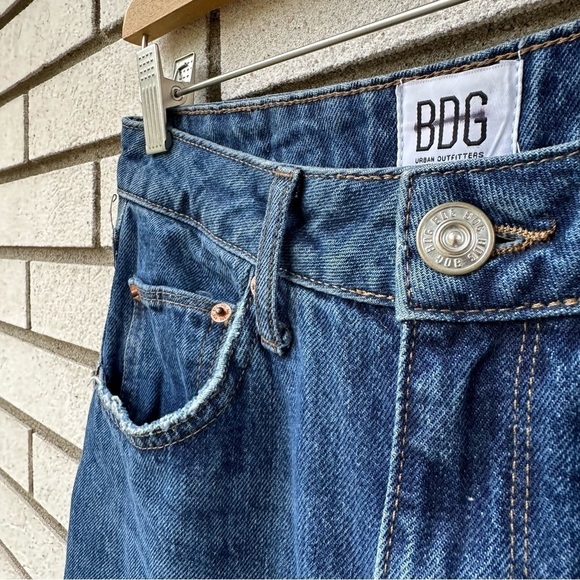 BDG Urban Outfitters Puddle Womens Jeans Medium Wash - Picture 9 of 16
